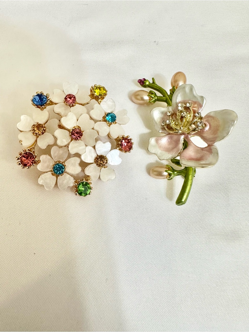 Fashion Jewelry White Enamel Floral Cluster and Pink Pearl Blossom Brooches
